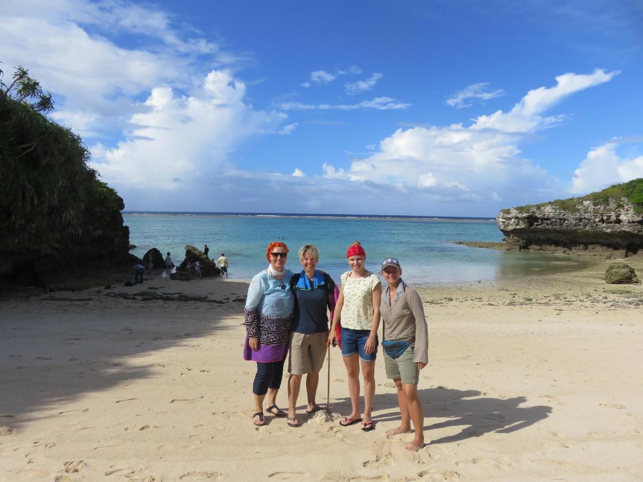 Okinawa Freedom Villa Nakijin Bagian luar foto